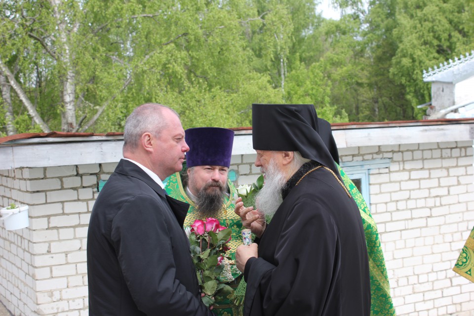 Епископ Августин посетил Троицкий храм