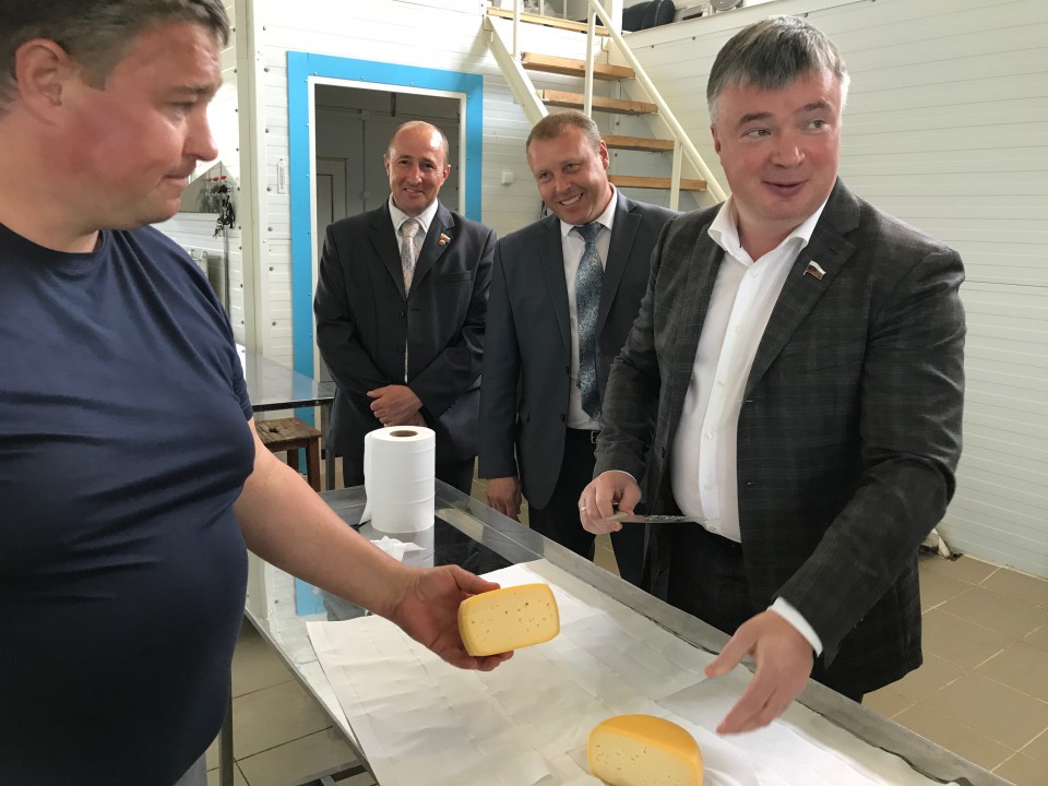 «Сельхозпредприятия, выпускающие натуральные продукты, необходимо поддержать на законодательном уровне», - Артем Кавинов