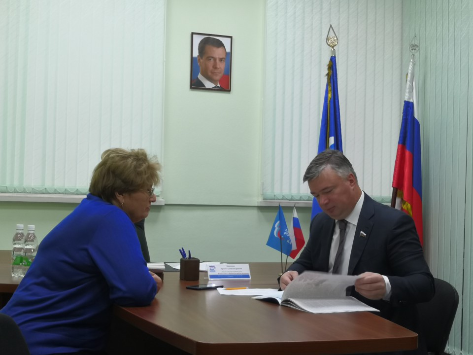 «На депутатских приемах необходим индивидуальный подход к каждому человеку», – Артем Кавинов