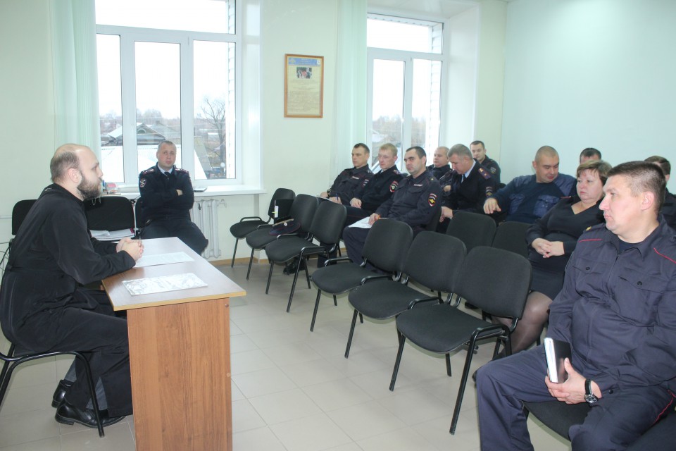 Представитель русской православной церкви посетил Ковернинский отдел