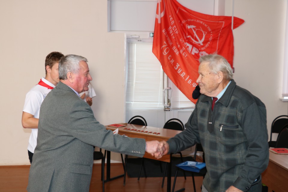 В день рождения комсомола