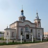 Звон церковный льётся вдаль.