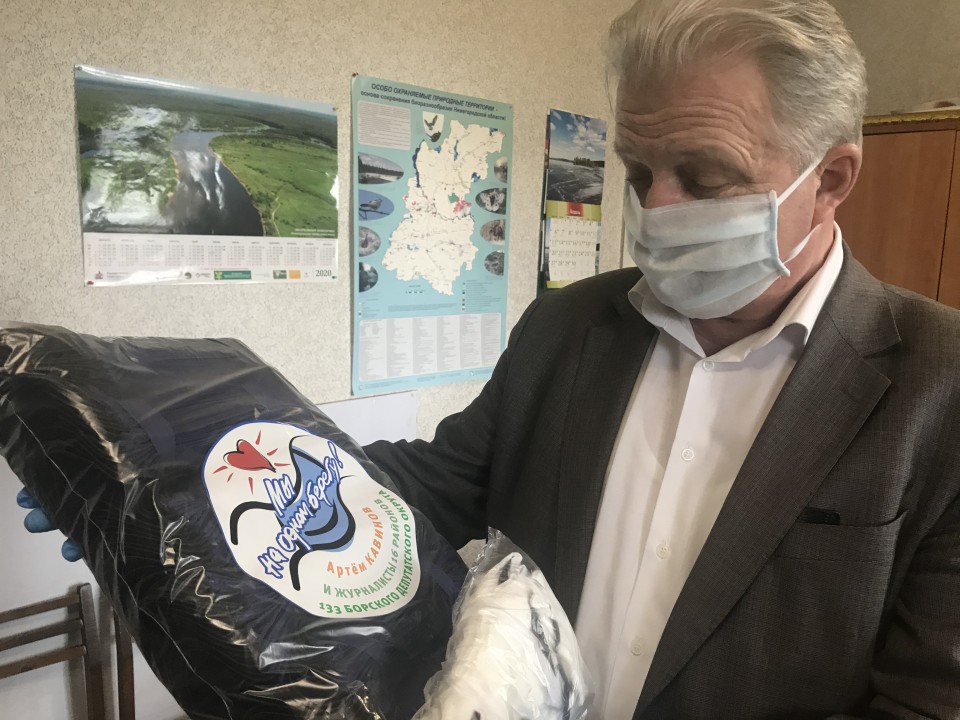 Артем Кавинов: «Сегодня многоразовые маски приехали еще в четыре района нашего Борского депутатского округа»