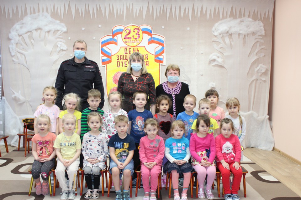 Азбуку дорожную знать каждому положено!