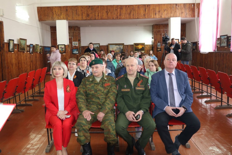 Сегодня в Анисимовском сельском доме культуры Ковернинского муниципального округа состоялось открытие выставки Остановленные мгновения